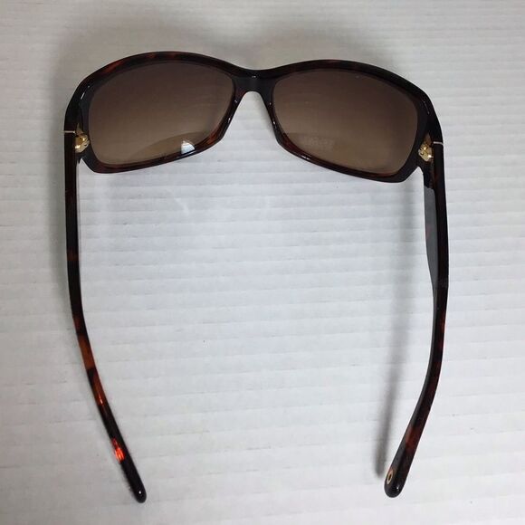 Coach Taryn Tortoise She’ll Sunglasses main image 7